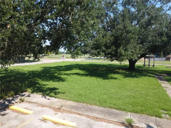 $234,000 | 1956 Carrollwood Drive, Laplace, LA 70068