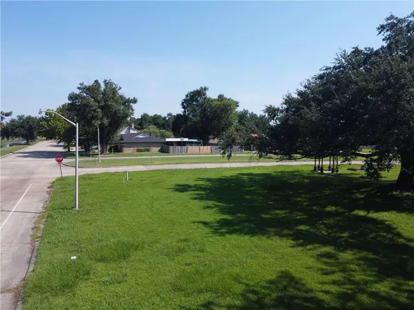 $234,000 | 1956 Carrollwood Drive, Laplace, LA 70068