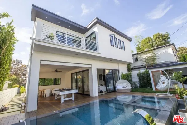 $22,000 | 748 North Detroit Street, Los Angeles, CA 90046