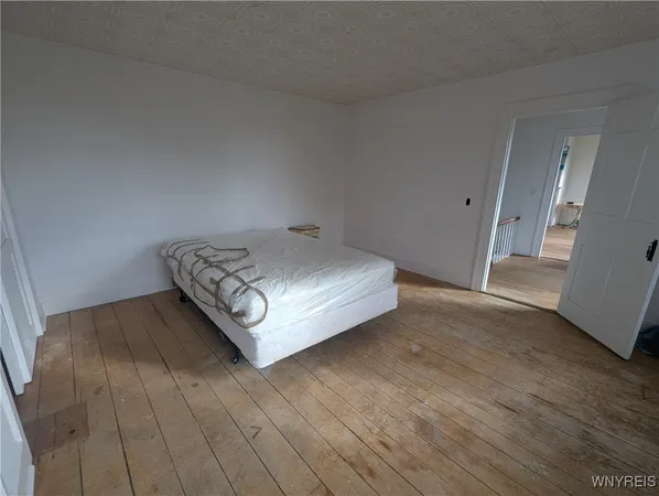 $299,000 | 3153 West Lake Road, Wilson, NY 14172