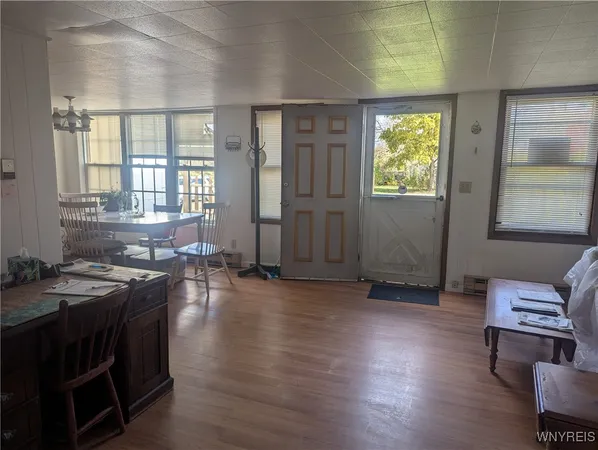 $299,000 | 3153 West Lake Road, Wilson, NY 14172