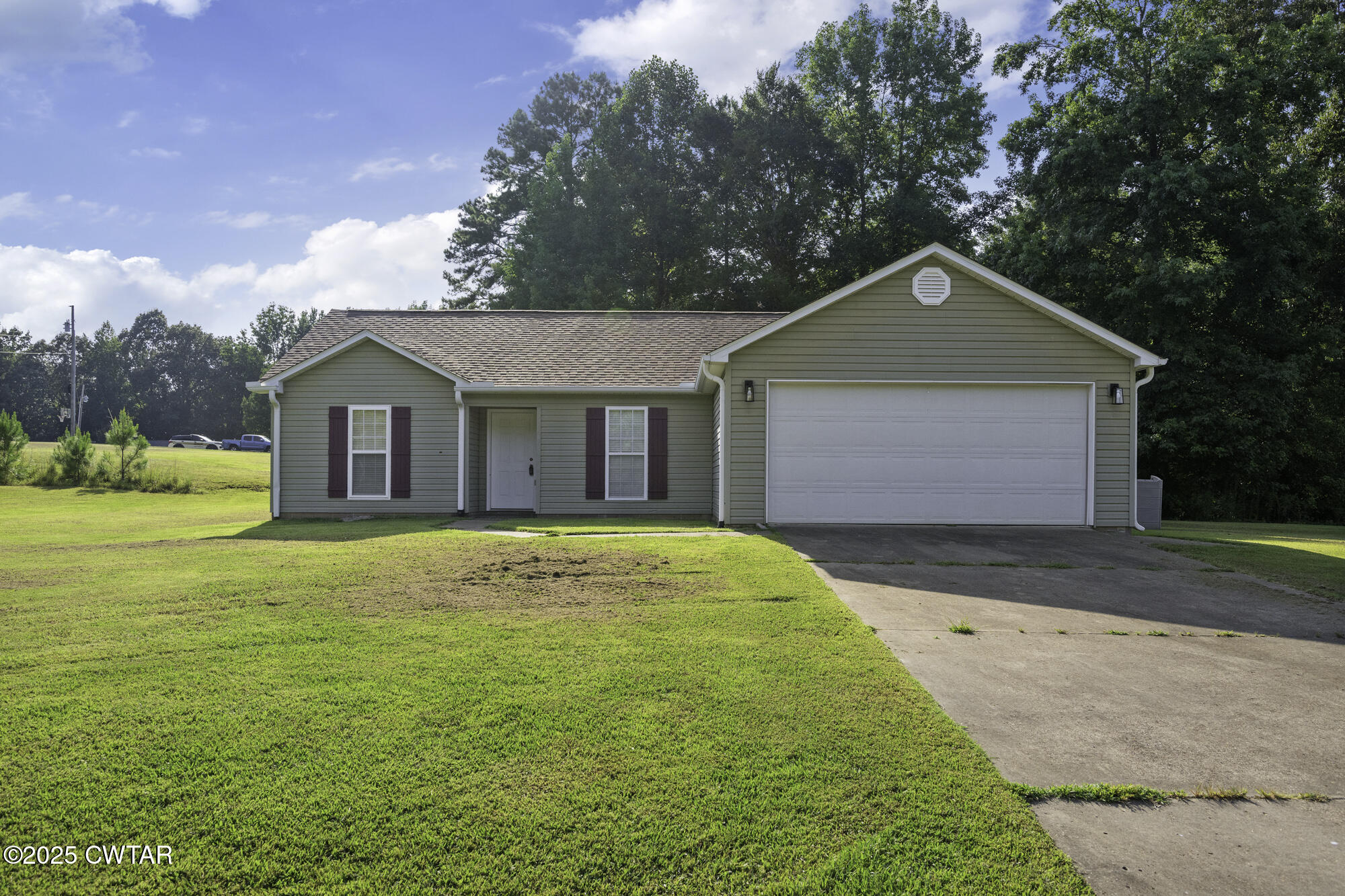 175 Turtle Creek Road Lexington, TN 38351 - Photo 1 of 23 Front