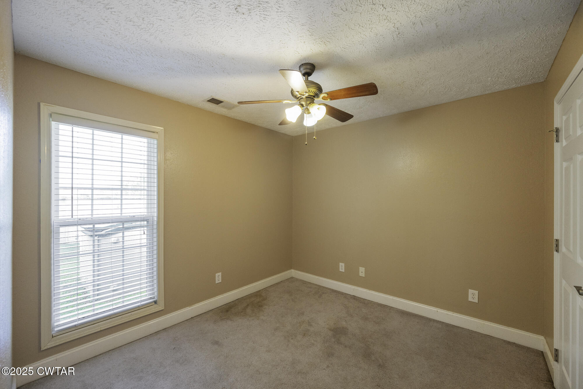175 Turtle Creek Road Lexington, TN 38351 - Photo 15 of 23 2nd Bedroom