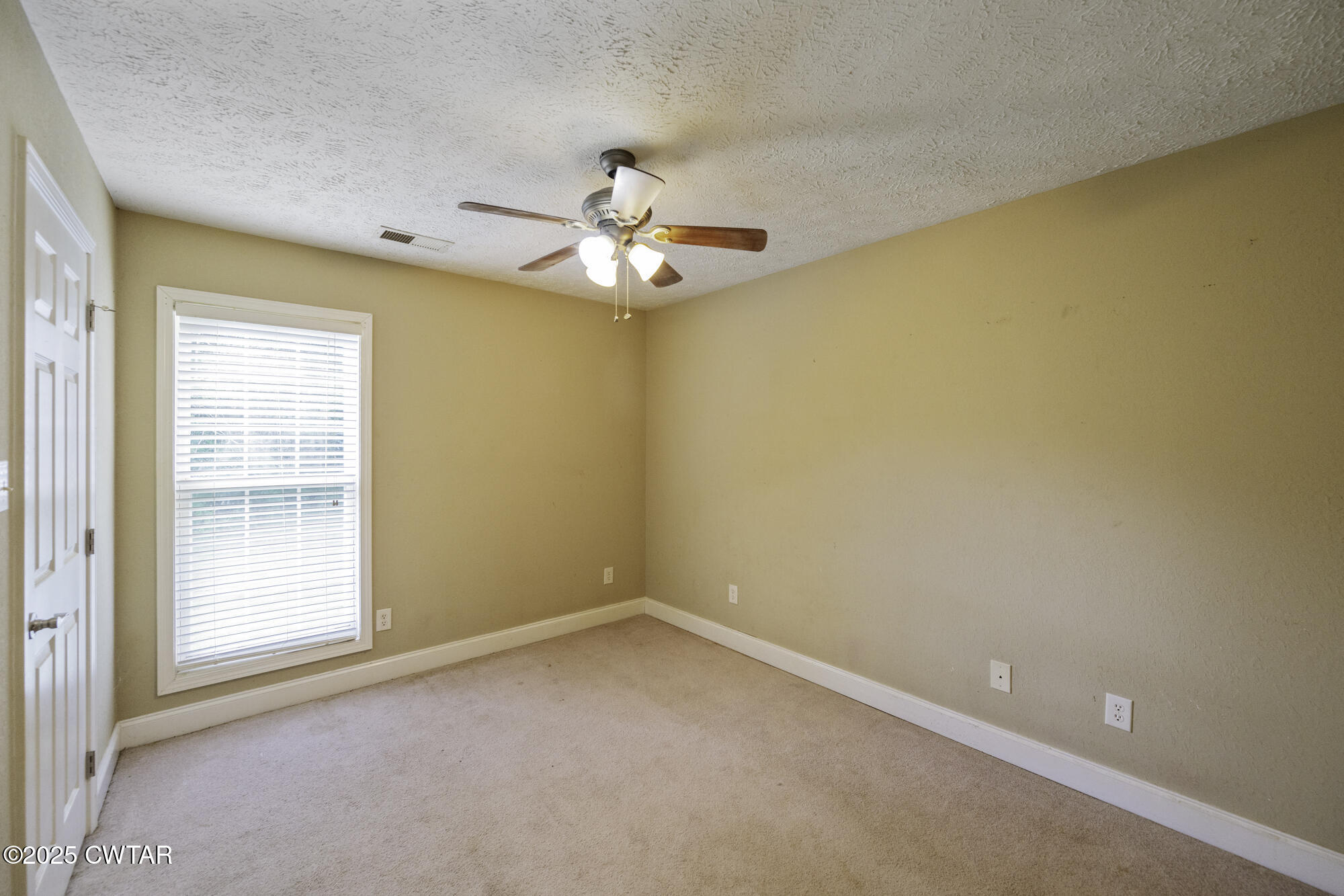 175 Turtle Creek Road Lexington, TN 38351 - Photo 17 of 23 3rd Bedroom