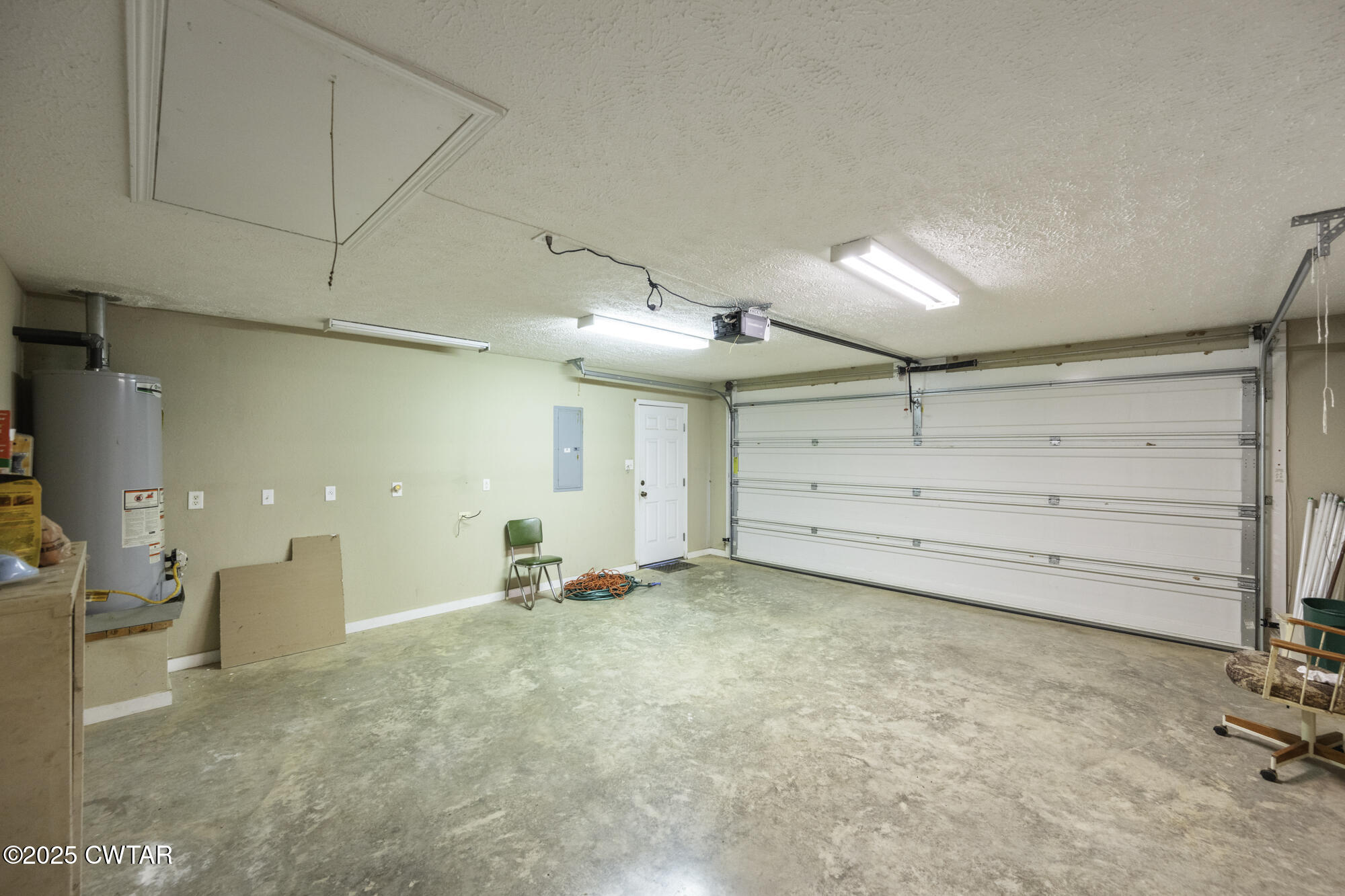 175 Turtle Creek Road Lexington, TN 38351 - Photo 19 of 23 2-Car Garage