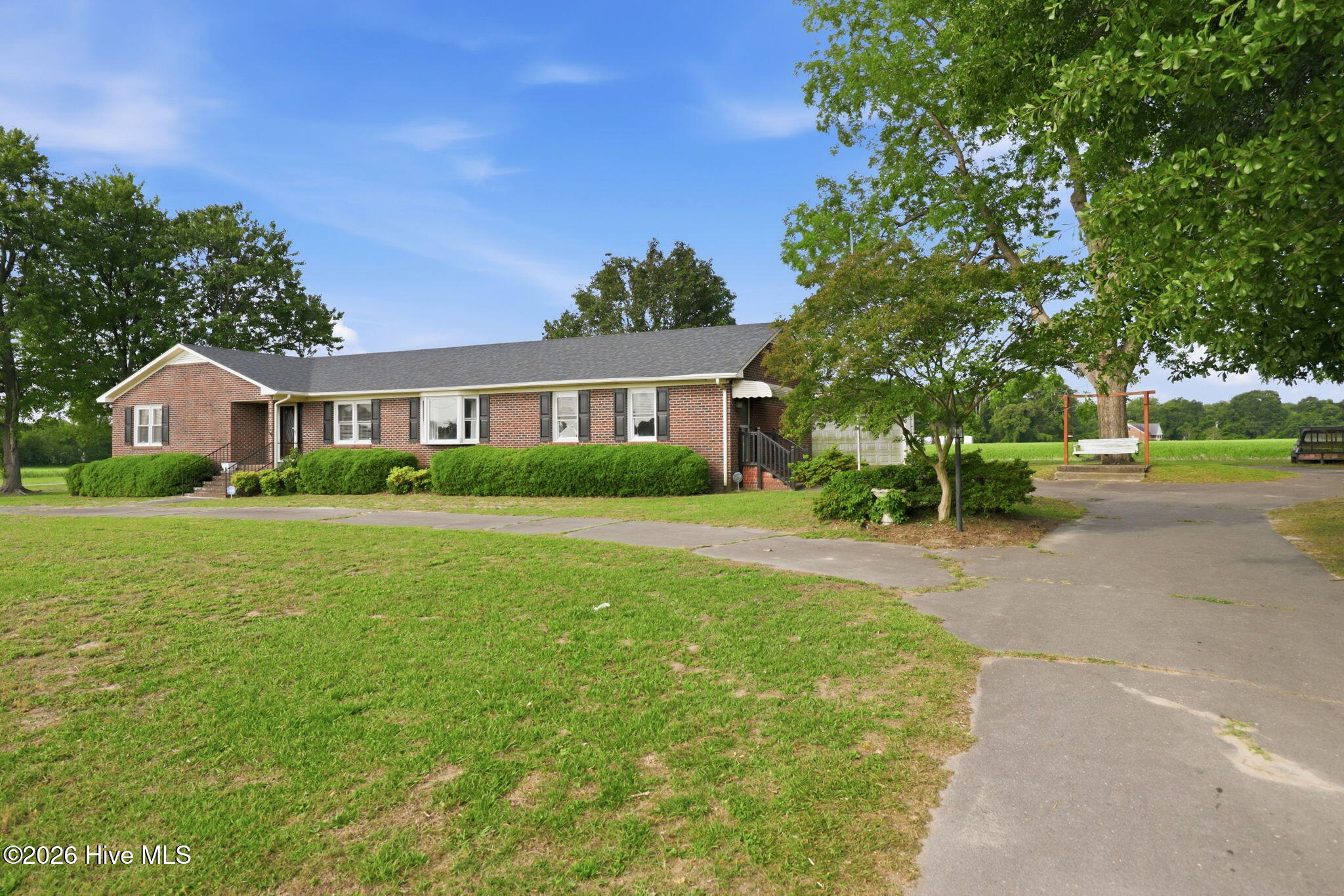 132 Jesse T Bryan Road Kinston, NC 28504 - Photo 5 of 50 5