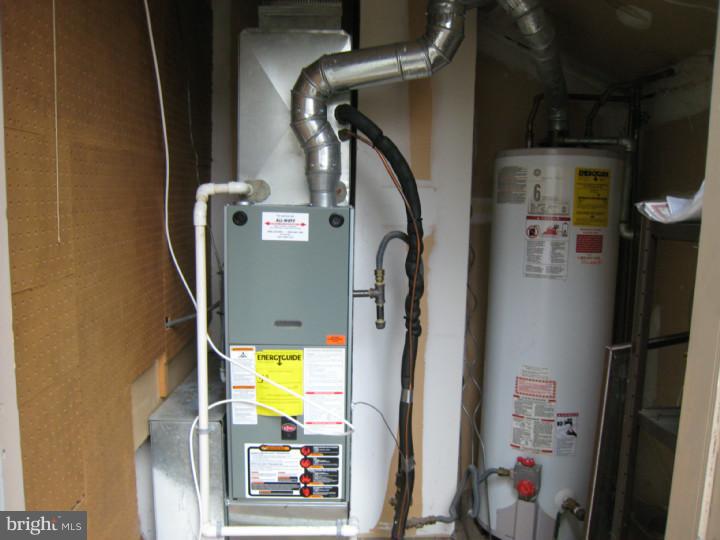 2304 Eagle Row Evesham, NJ 08053 - Photo 17 of 17 Storage Shed