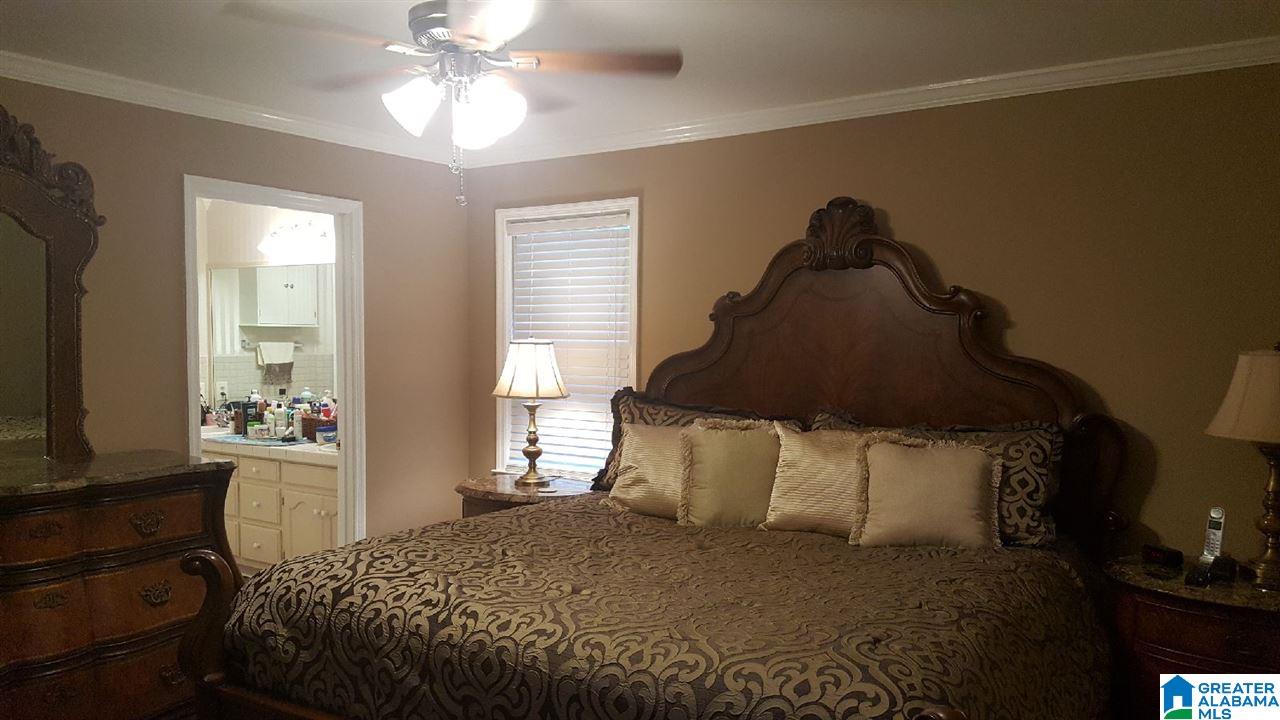 1705 Ridgefield Circle Birmingham, AL 35215 - Photo 18 of 37