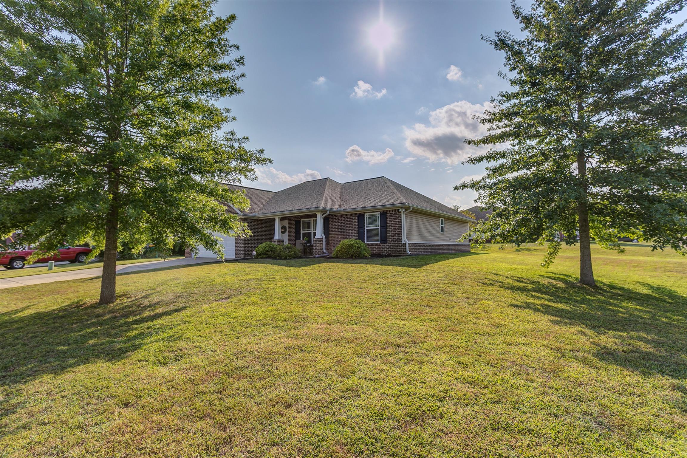 1014 Hummingbird Lane Spring Hill, TN 37174 - Photo 1 of 26 Gallery Image 1