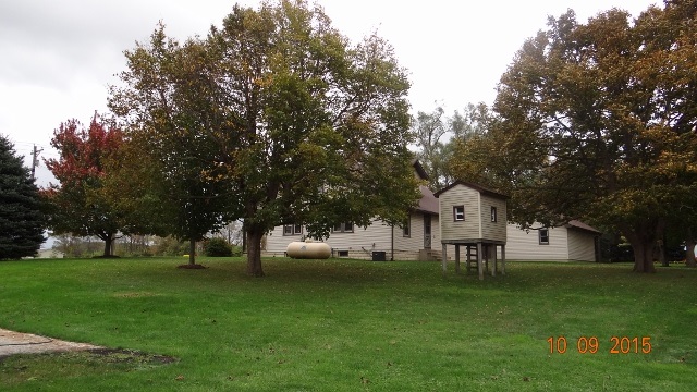 14533 Johnson Road Churubusco, IN 46723 - Photo 6 of 36