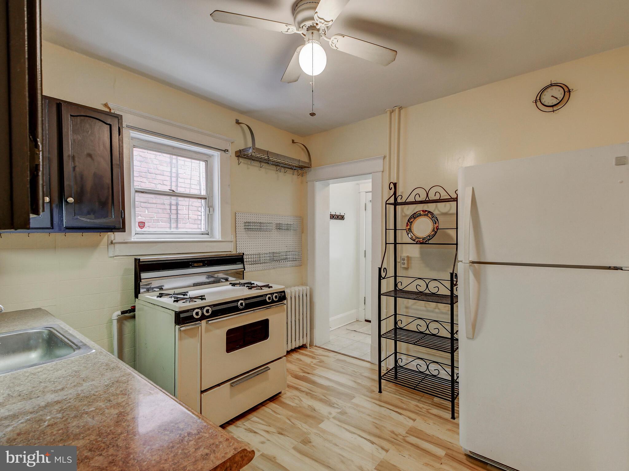 4206 Evans Chapel Road Baltimore, MD 21211 - Photo 13 of 43