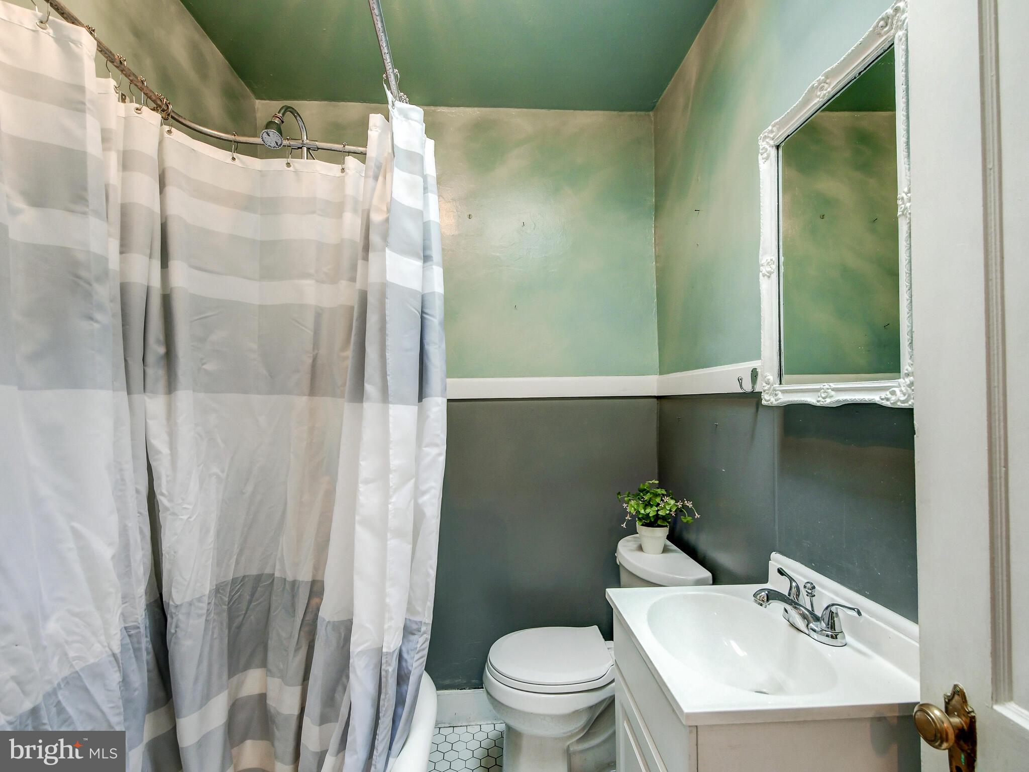 4206 Evans Chapel Road Baltimore, MD 21211 - Photo 26 of 43