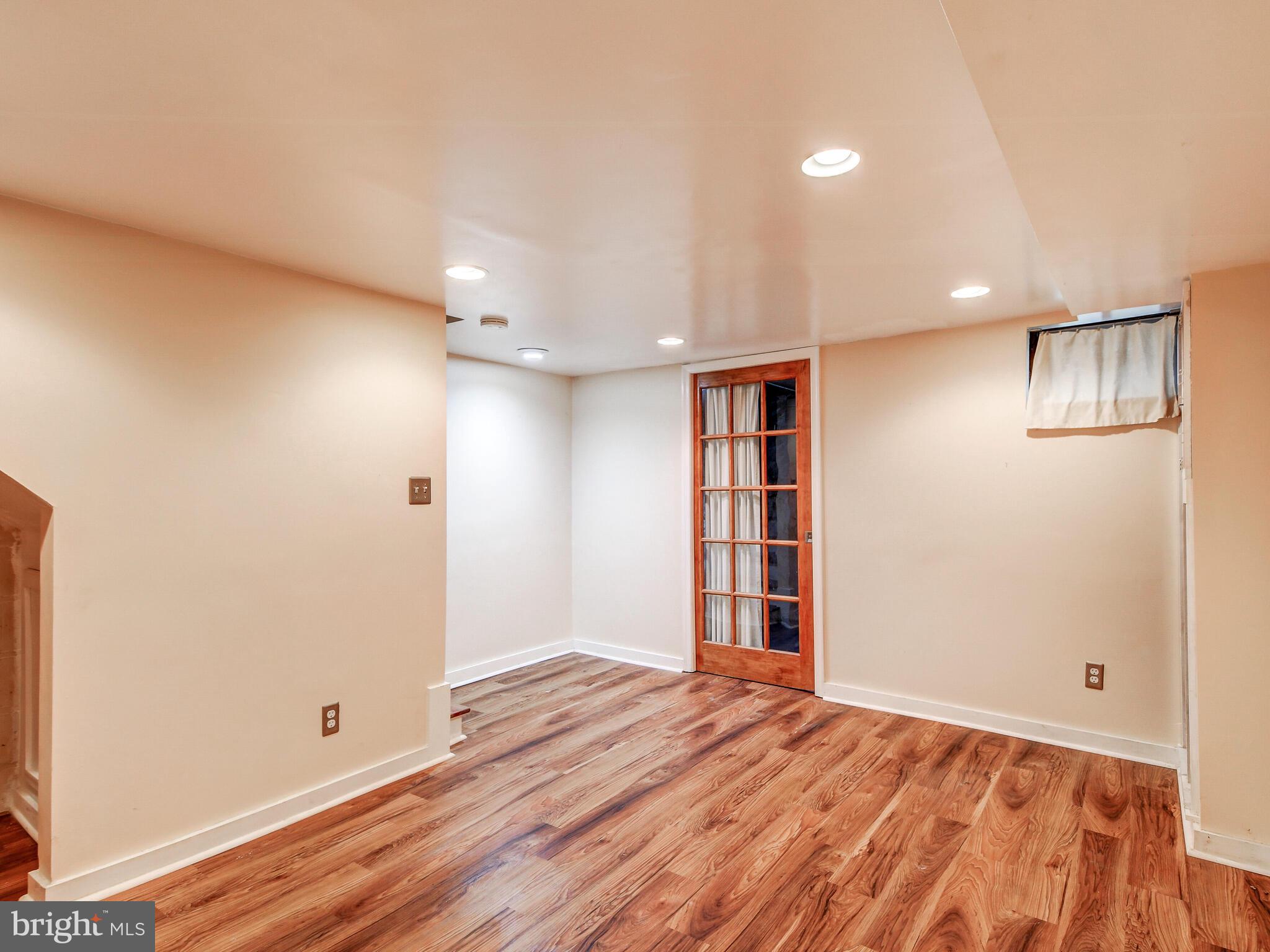 4206 Evans Chapel Road Baltimore, MD 21211 - Photo 32 of 43
