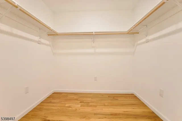 $3,300 | 32 Garibaldi Avenue, Unit 3, Newark, NJ 07114