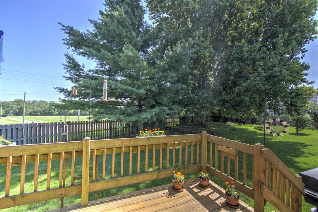 1424 Moundview Place Decatur, IL 62526 - Photo 40 of 43