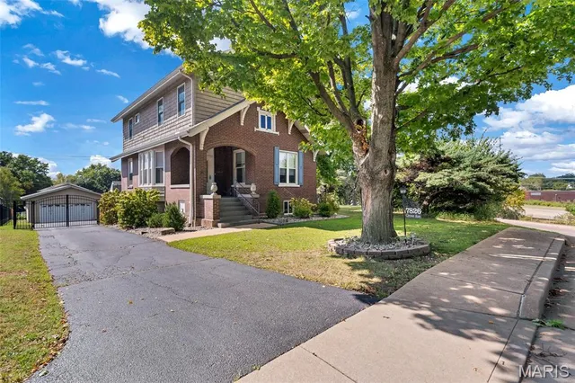 $540,000 | 7826 Grove Avenue, St. Louis, MO 63119