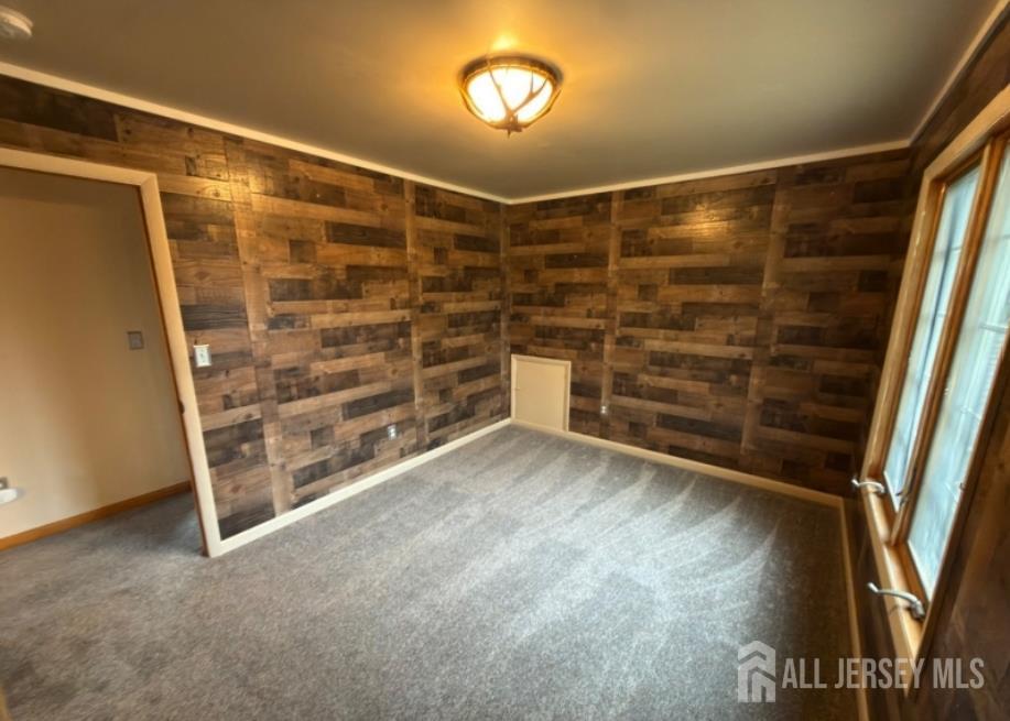 24 Beardslee Road Hillsborough, NJ 08844 - Photo 5 of 47 Gallery Image 5