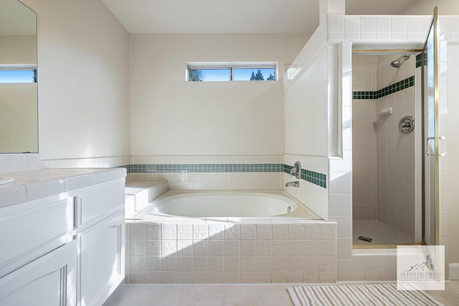 805 East Buckhill Road Fresno, CA 93720 - Photo 21 of 25