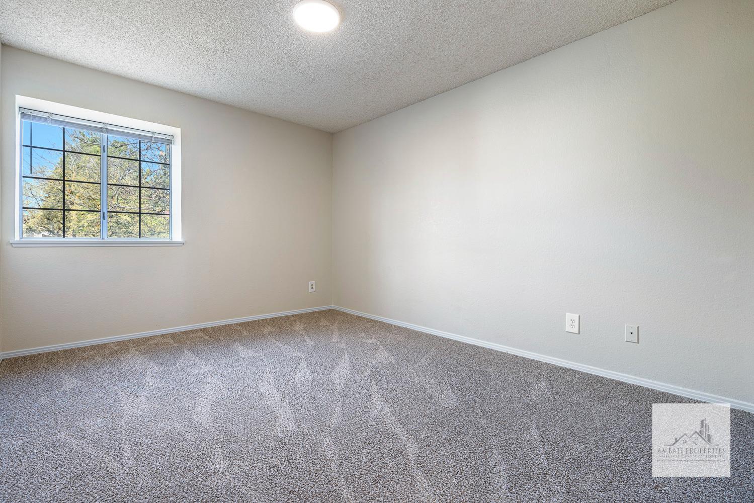 805 East Buckhill Road Fresno, CA 93720 - Photo 23 of 25