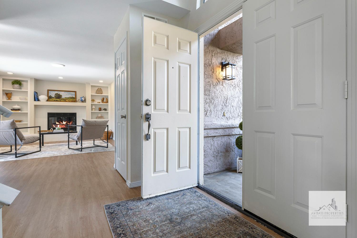 805 East Buckhill Road Fresno, CA 93720 - Photo 3 of 25