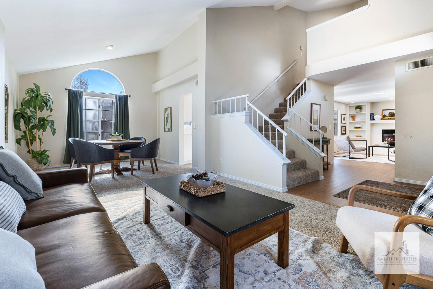 805 East Buckhill Road Fresno, CA 93720 - Photo 5 of 25