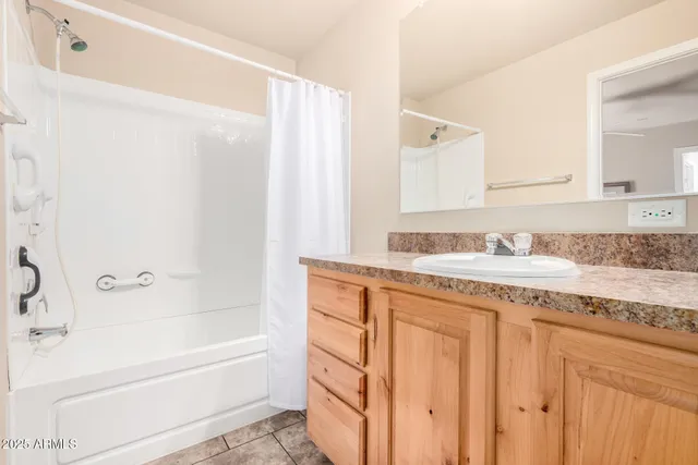 $71,000 | 2650 West Union Hills Drive, Unit 231, Phoenix, AZ 85027