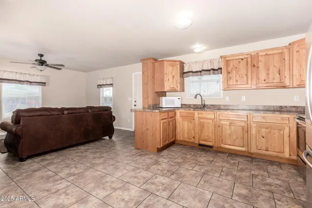 $71,000 | 2650 West Union Hills Drive, Unit 231, Phoenix, AZ 85027