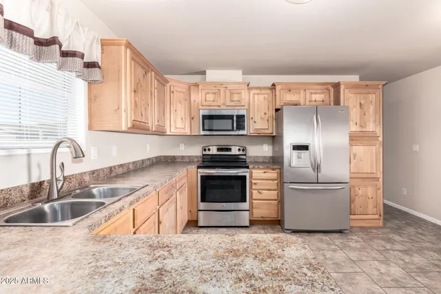 $71,000 | 2650 West Union Hills Drive, Unit 231, Phoenix, AZ 85027