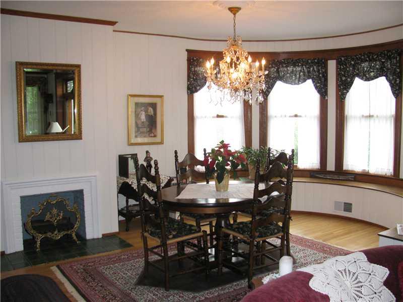 508 Yale Road Thornburg, PA 15205 - Photo 11 of 25 Dining Room.