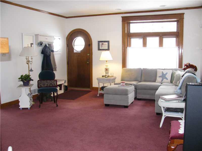 508 Yale Road Thornburg, PA 15205 - Photo 5 of 25 Family Room.