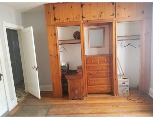 57 Sunapee Street Springfield, MA 01108 - Photo 4 of 5
