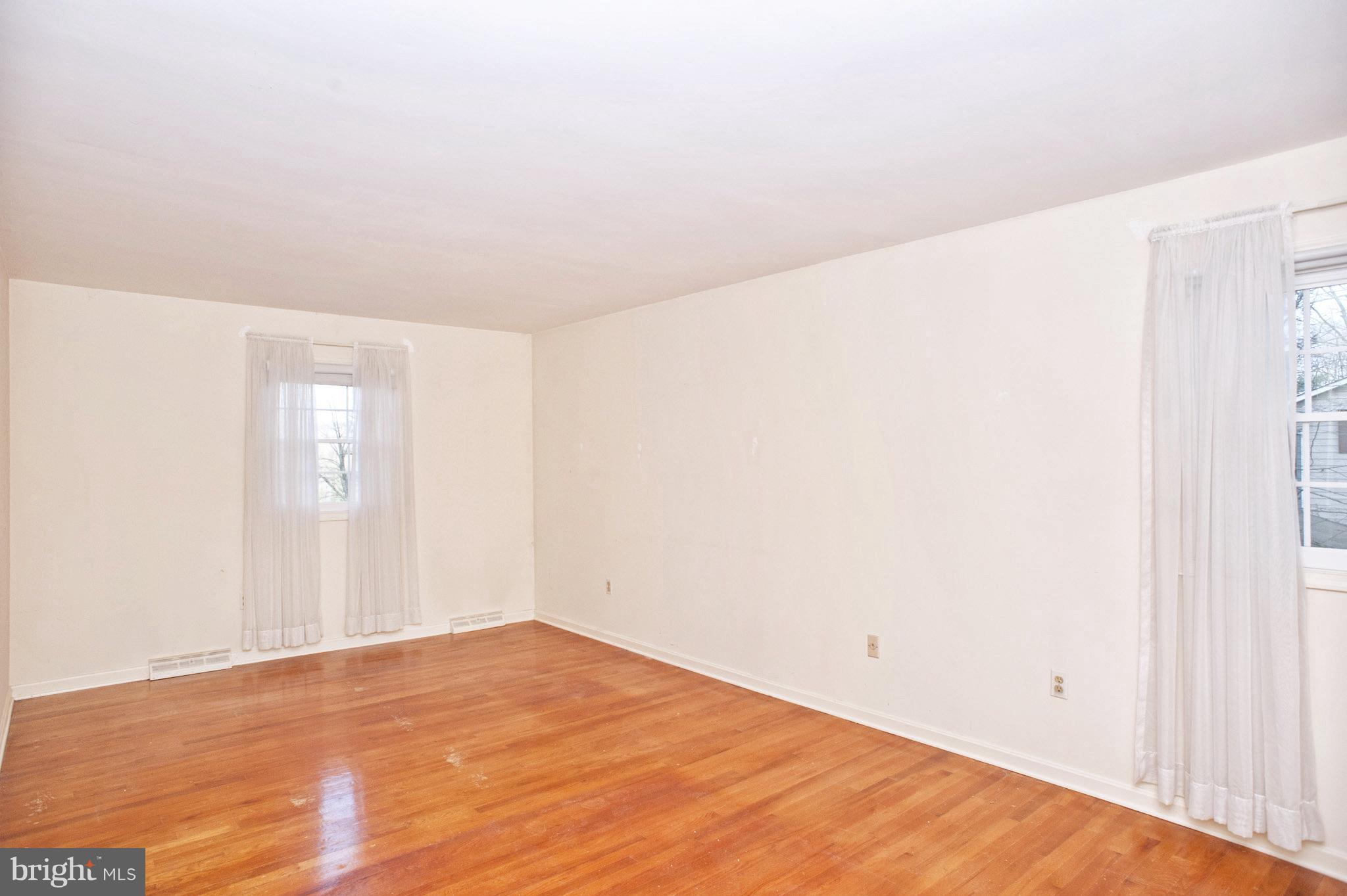 95 Chautaugua Road Arnold, MD 21012 - Photo 12 of 30 Bedroom (Master)