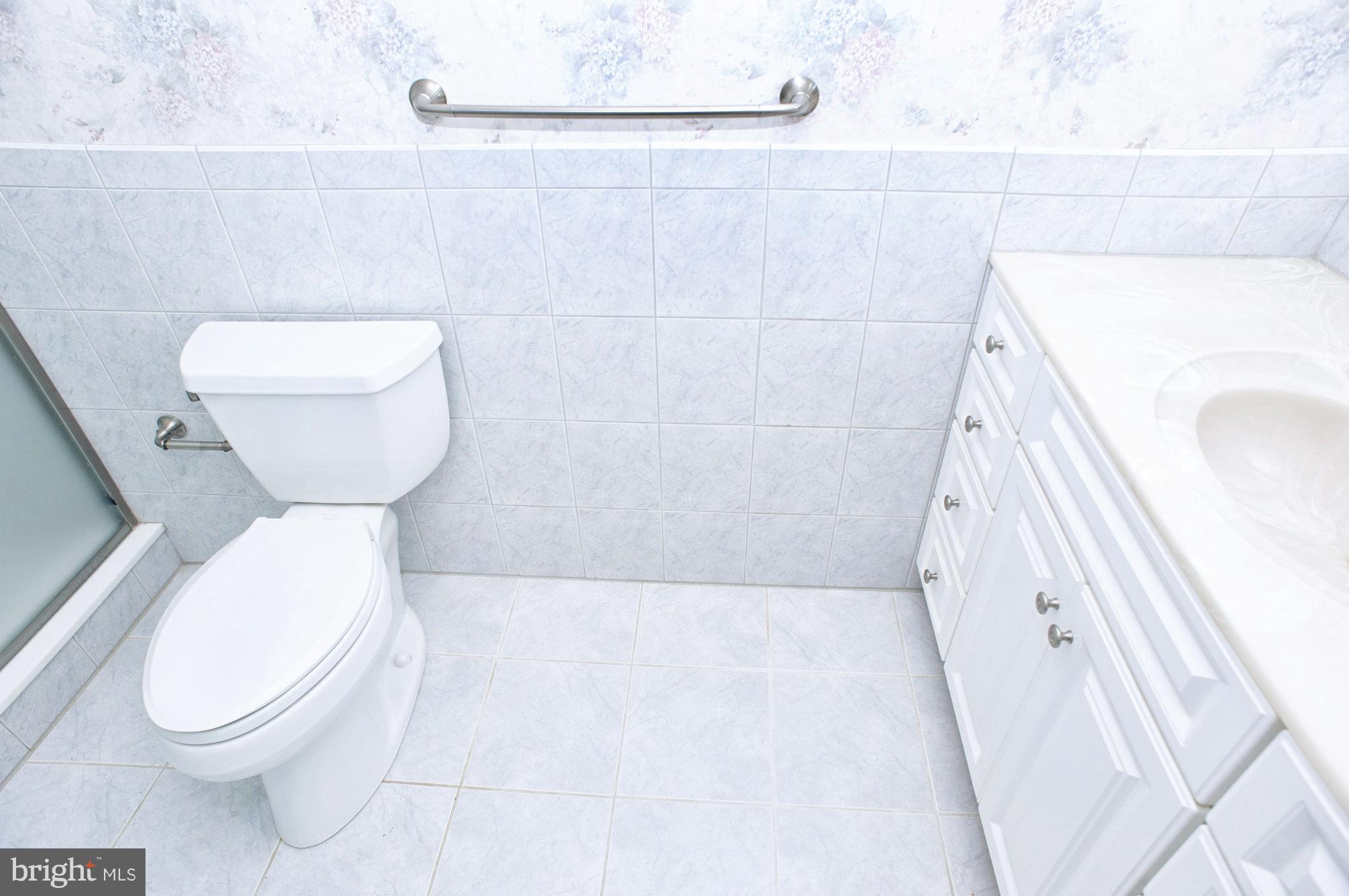 95 Chautaugua Road Arnold, MD 21012 - Photo 16 of 30 Bath (Master)