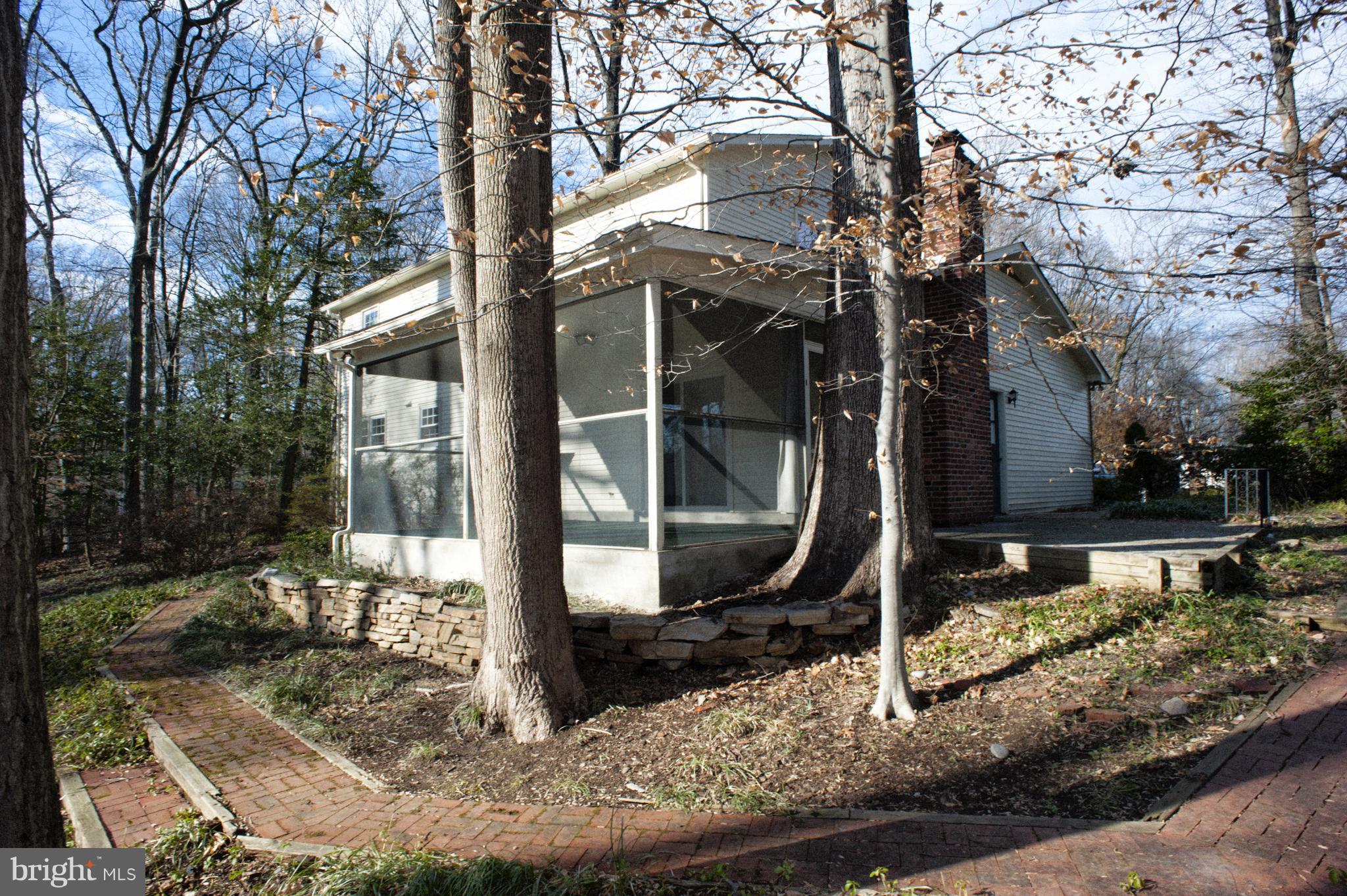 95 Chautaugua Road Arnold, MD 21012 - Photo 29 of 30 Exterior (Rear)