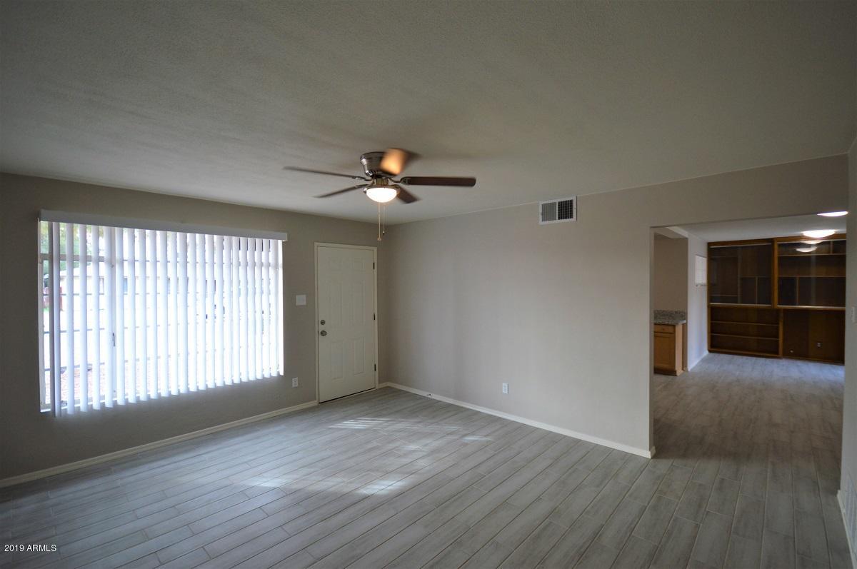 3832 West Lamar Road Phoenix, AZ 85019 - Photo 11 of 24 DSC_1121