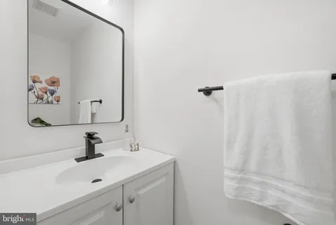 $499,000 | 14414 Four Chimney Drive, Centreville, VA 20120