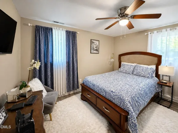 $1,155,000 | 118 Paradise Point, Macon, NC 27551
