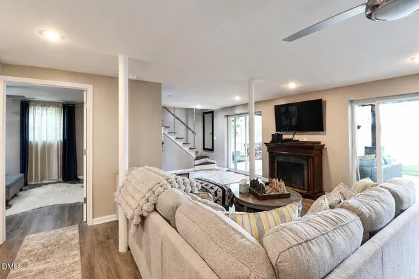 $1,155,000 | 118 Paradise Point, Macon, NC 27551