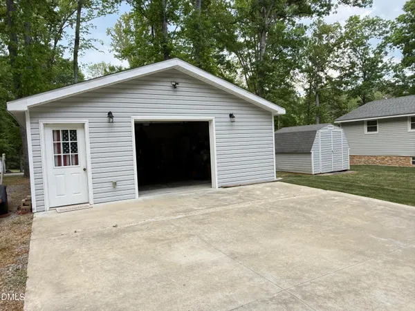 $1,155,000 | 118 Paradise Point, Macon, NC 27551