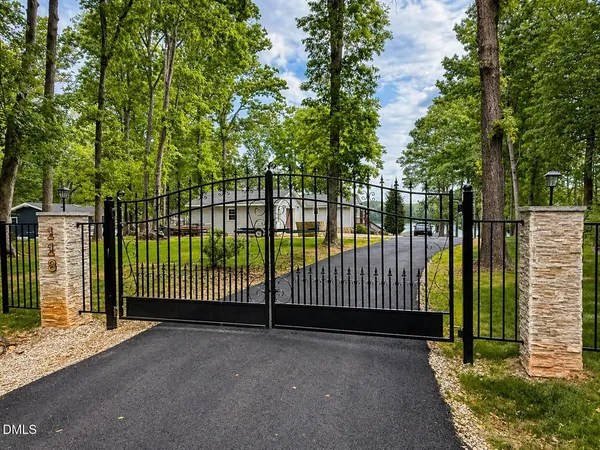 $1,155,000 | 118 Paradise Point, Macon, NC 27551