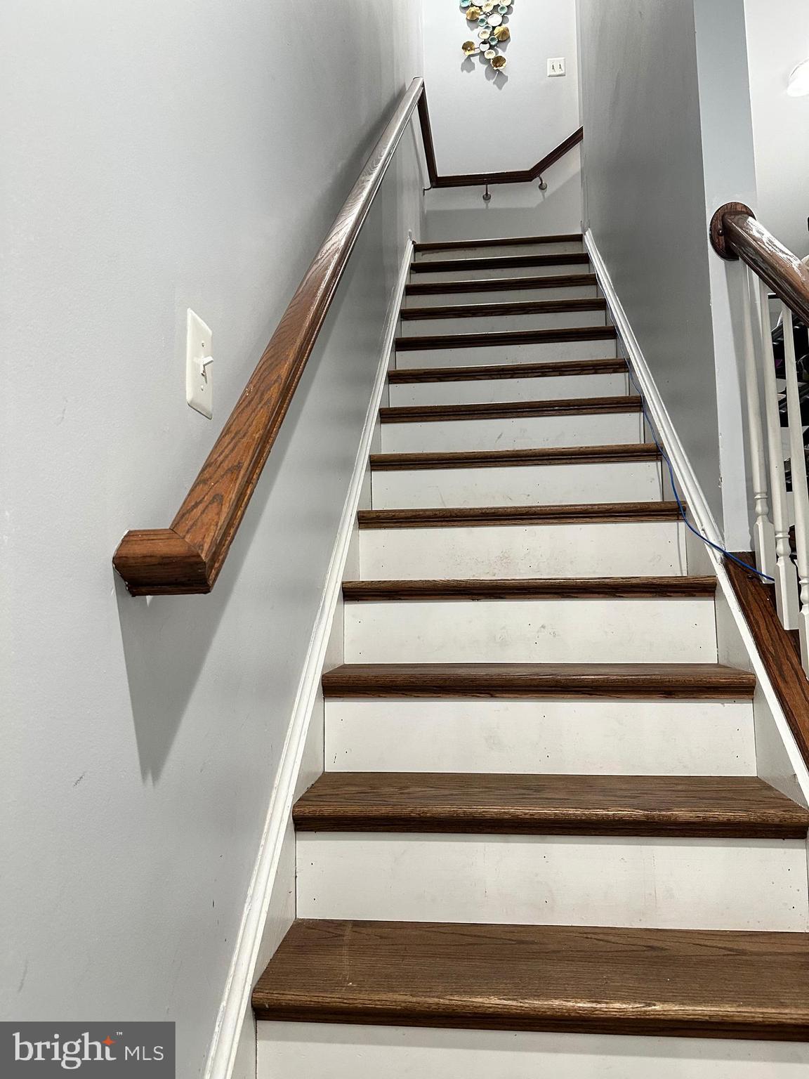 7444 Riding Meadow Way Manassas, VA 20111 - Photo 35 of 36 a view of entryway
