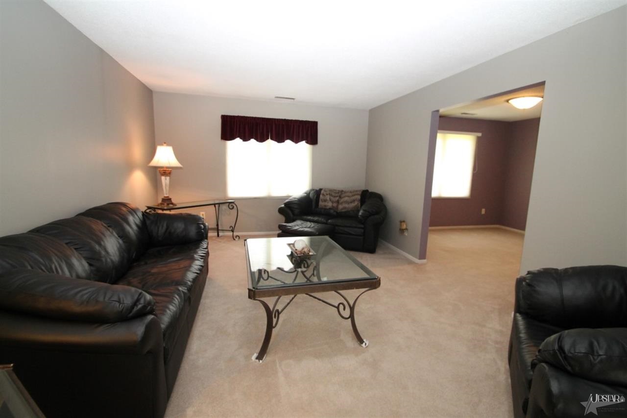10825 Spring Oak Road Fort Wayne, IN 46845 - Photo 9 of 24