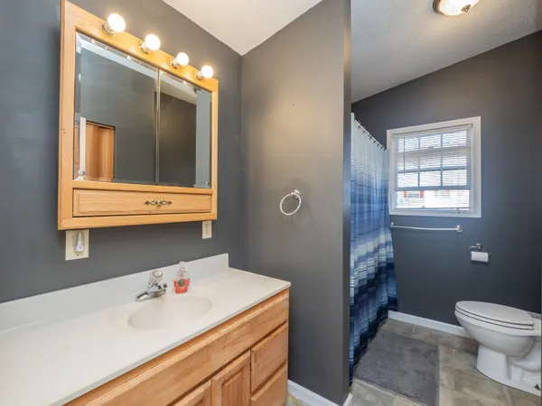 $660,000 | 11915 Lakeway Street, Plainwell, MI 49080
