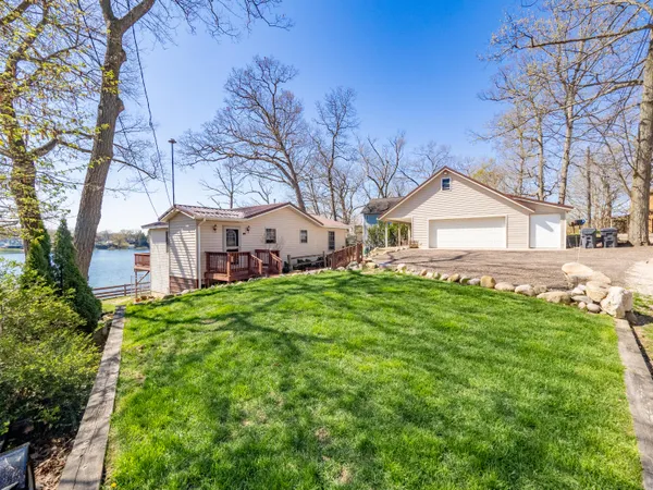 $660,000 | 11915 Lakeway Street, Plainwell, MI 49080