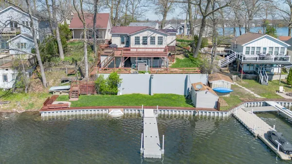 $660,000 | 11915 Lakeway Street, Plainwell, MI 49080