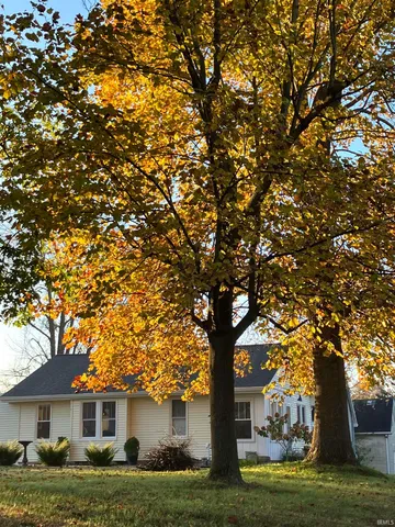 $209,000 | 410 South State Street, Chandler, IN 47610