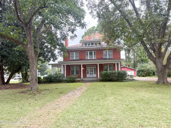 $385,000 | 103 South Pender Street, Fremont, NC 27830