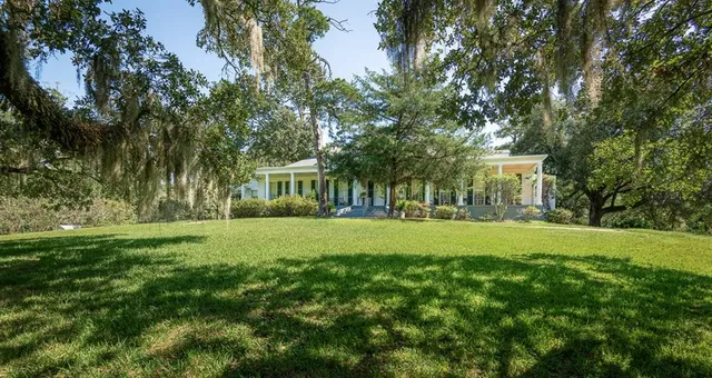 $1,297,000 | 131 Winchester Road, Natchez, MS 39120