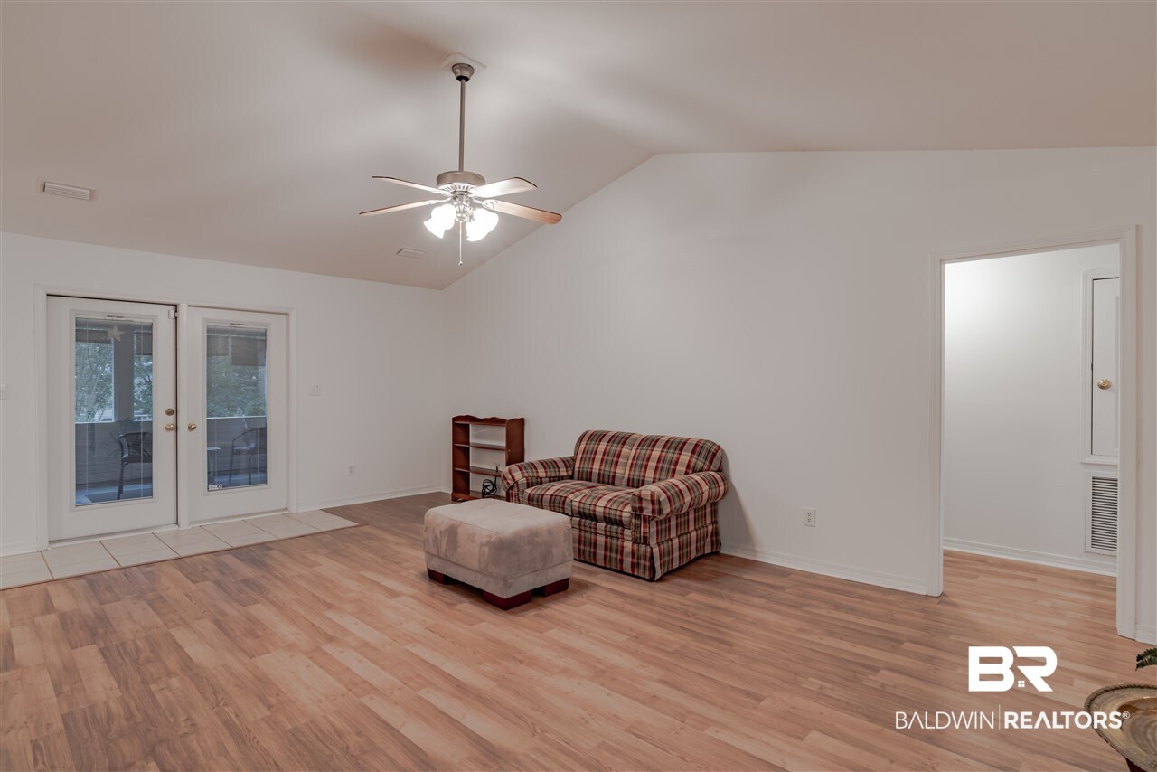 11113 Starling Court Lillian, AL 36549 - Photo 6 of 31