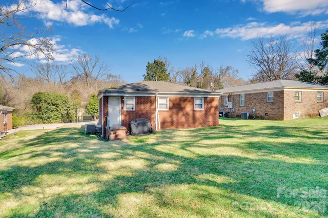 $450,000 | 2607-2609 Celia Avenue, Charlotte, NC 28216